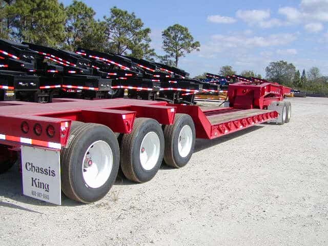LOWBOY. TIPOS, CARACTERÍSTICAS, USOS Y SEGURIDAD.