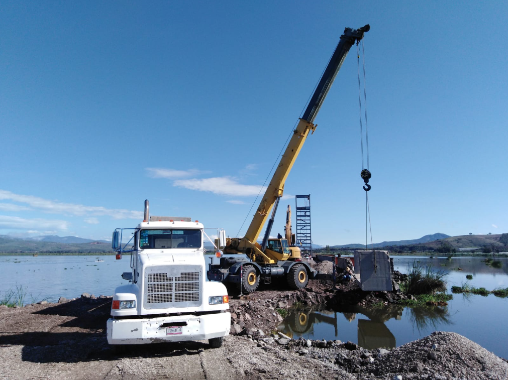 grua GROVE 60 ton